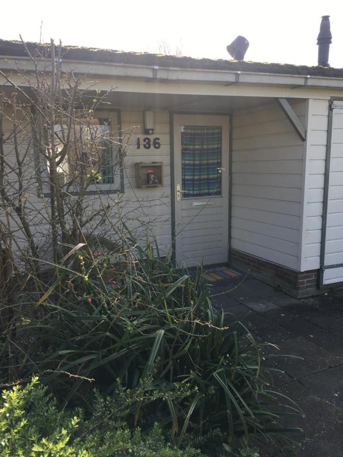 Vakantiehuisje Maartje Warmenhuizen Eksteriør billede